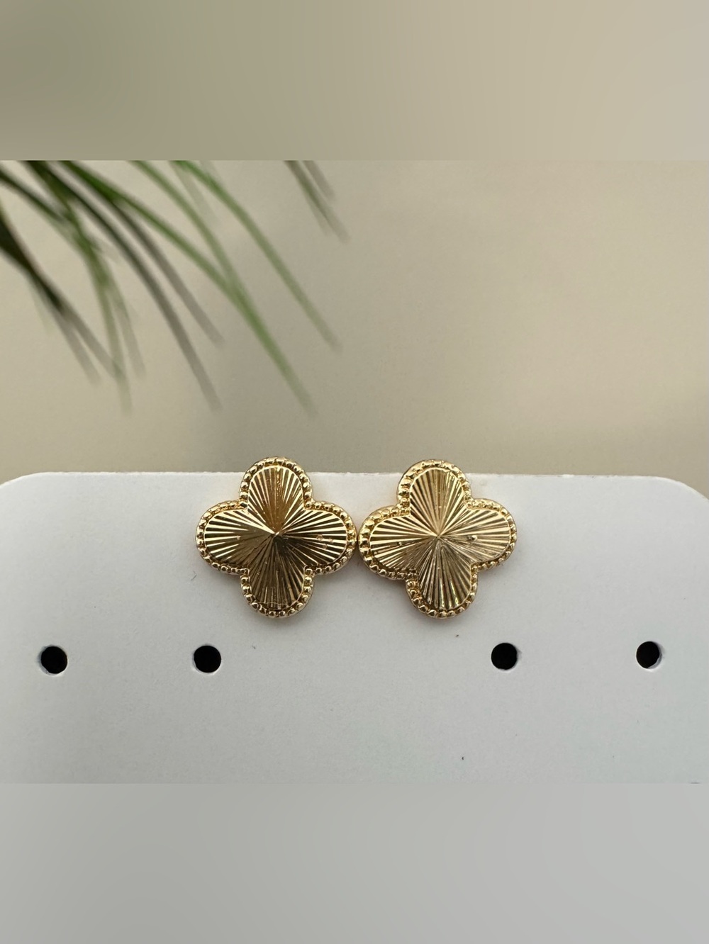 NEW Gold Clover Style Stud Earrings Women Jewelry